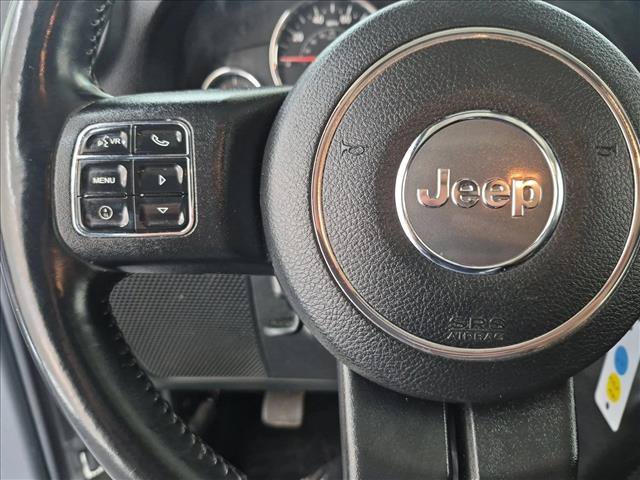 Used 2015 Jeep Wrangler Unlimited Sahara w/ Mopar Chrome Edition Group AWD/4WD image 29