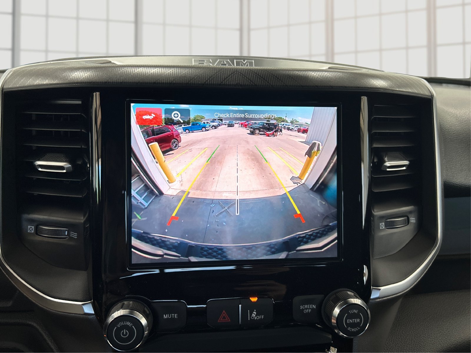 New 2026 RAM 1500 Express AWD/4WD image 25