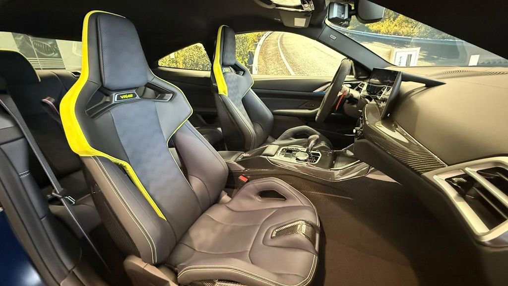 Used 2025 BMW M4 CS image 5