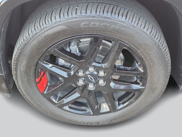 Used 2023 Chevrolet Traverse Premier w/ Redline Edition image 8