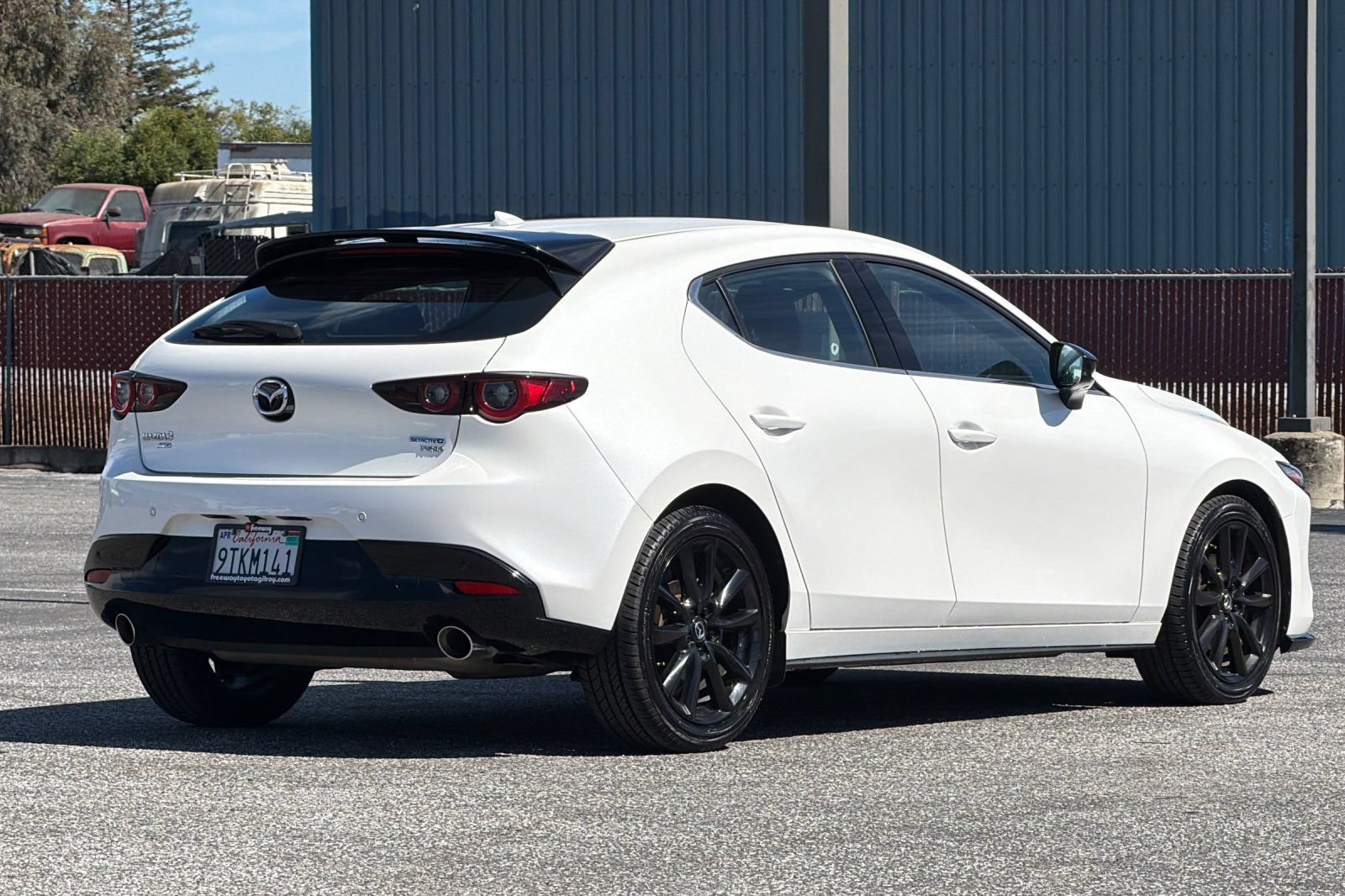 Used 2024 MAZDA MAZDA3 Hatchback w/Premium Plus Pkg AWD/4WD image 5