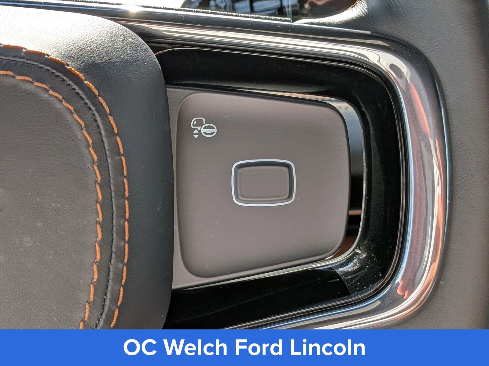Certified 2025 Lincoln Navigator L Black Label AWD/4WD image 32