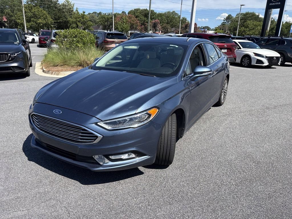 Used 2018 Ford Fusion Titanium FWD image 2