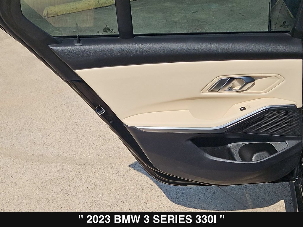 Used 2023 BMW 330i Sedan w/ Premium Package RWD image 18