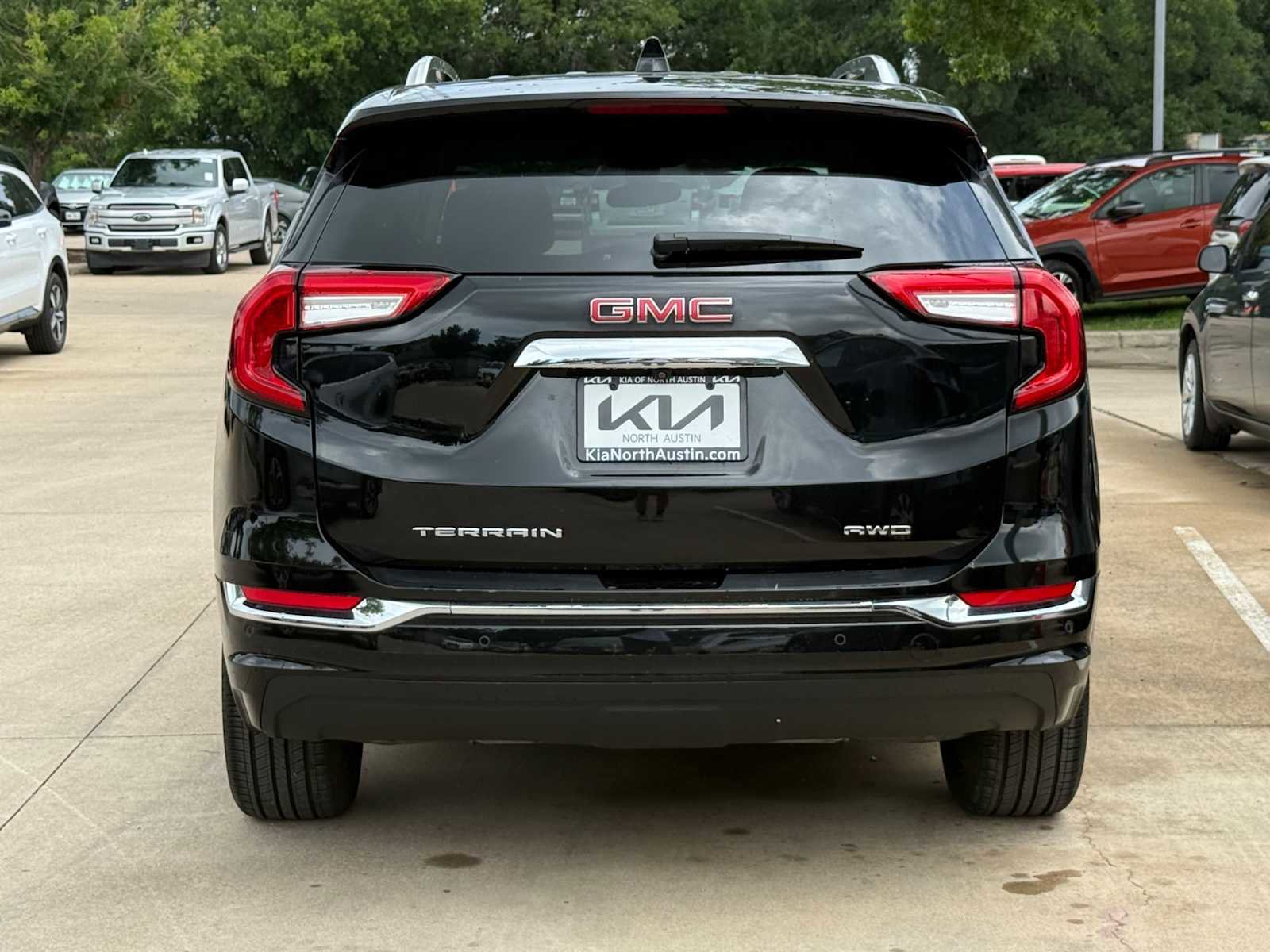 Used 2022 GMC Terrain Denali w/ LPO, Cargo Package AWD/4WD image 11