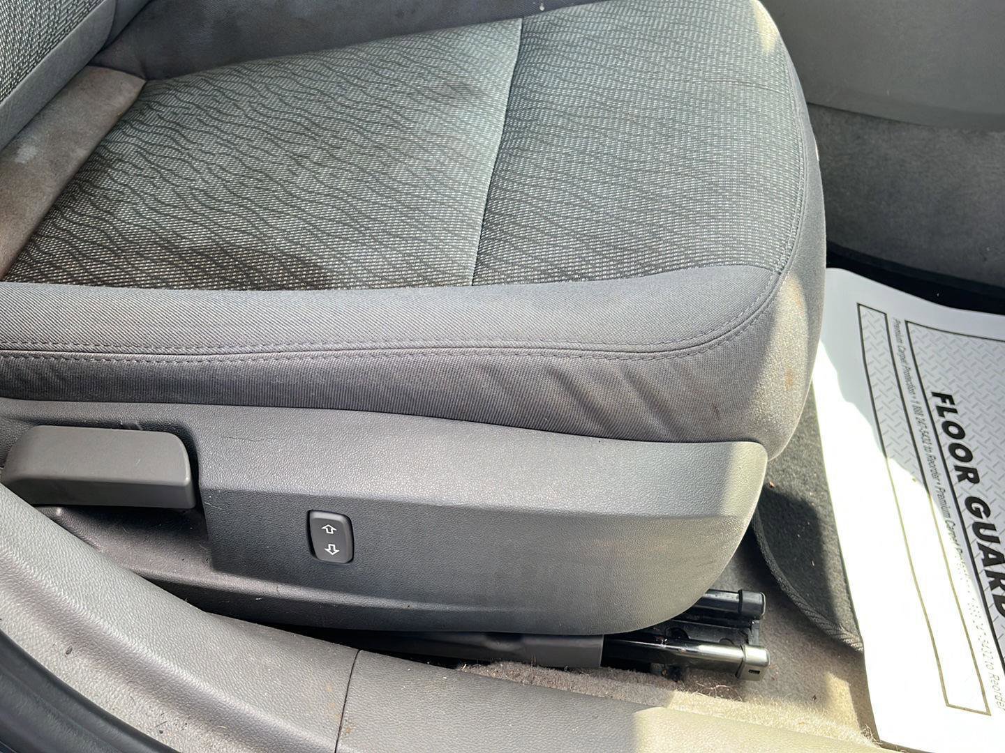 Used 2014 Chevrolet Malibu LS image 26