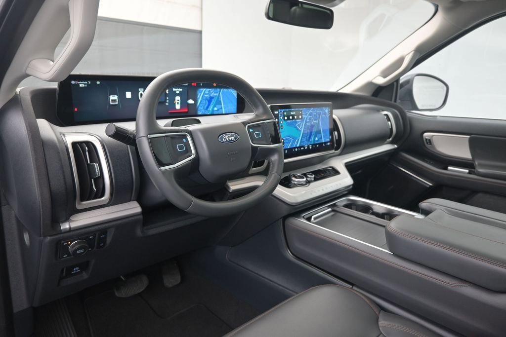 Used 2025 Ford Expedition Max Active AWD/4WD image 20