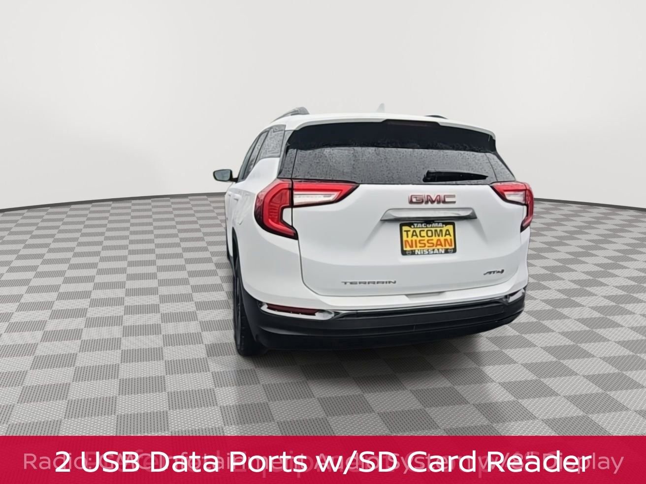 Used 2023 GMC Terrain AT4 image 10