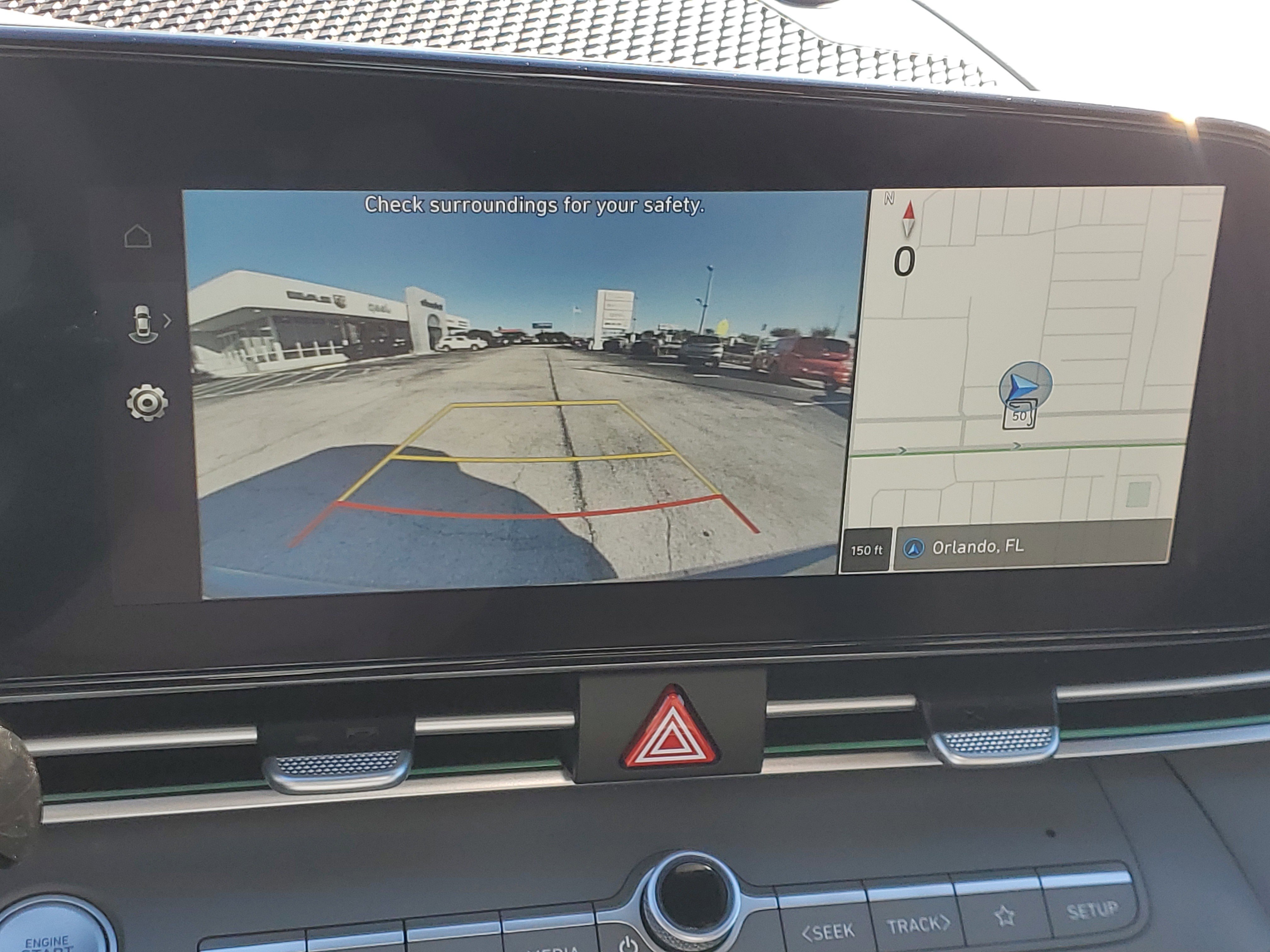 Used 2025 Hyundai Elantra SEL image 25