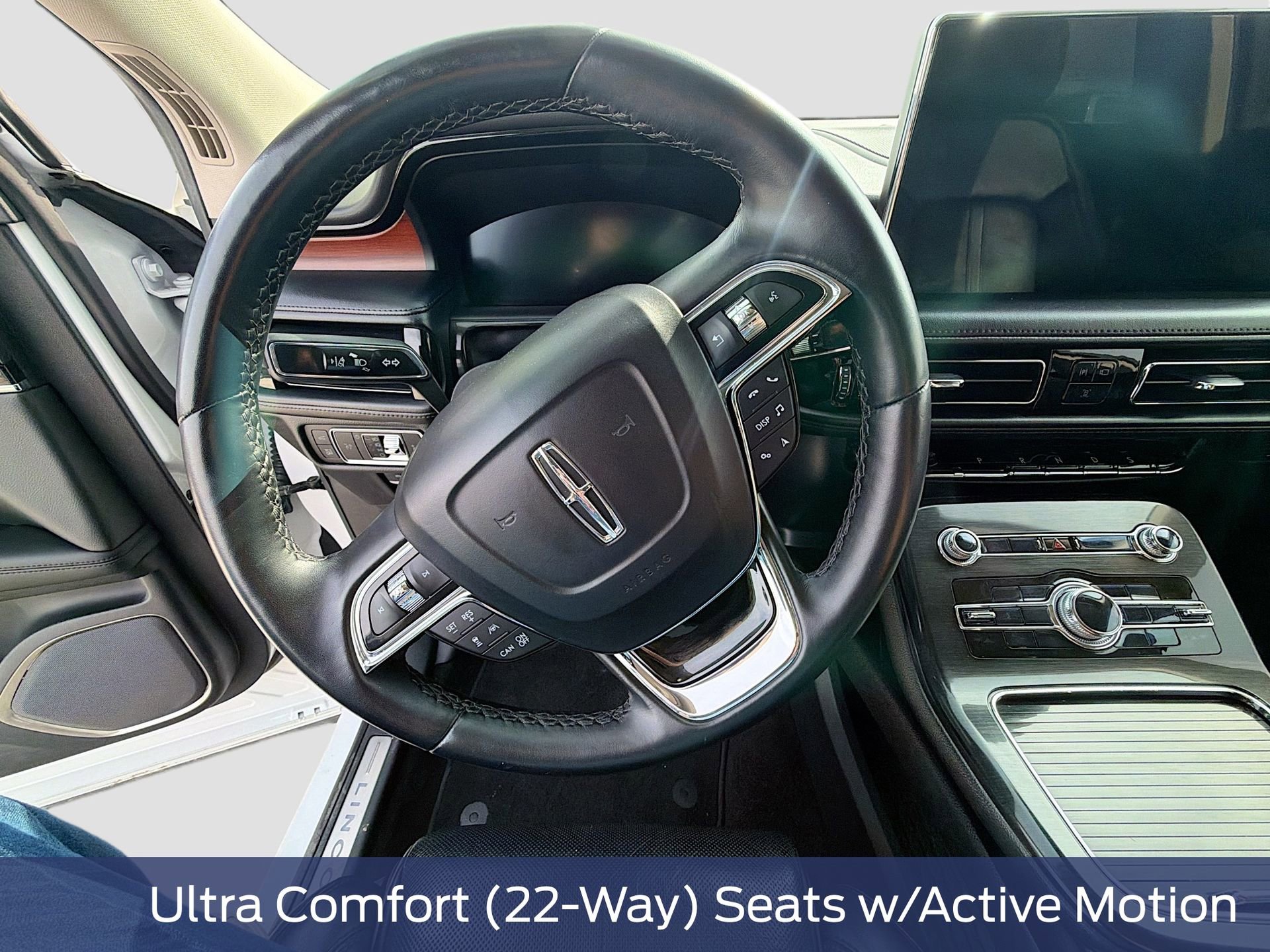 Used 2021 Lincoln Nautilus Reserve w/ Equipment Group 201A image 16