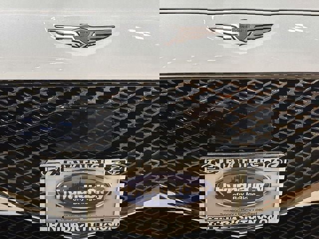 Used 2025 Genesis G70 2.5T w/ Sport Prestige Package image 8