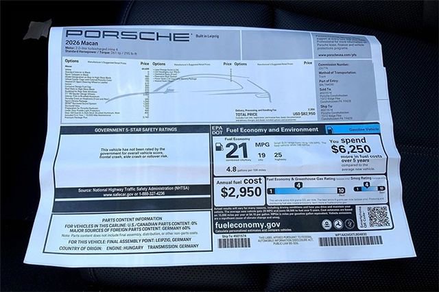 Certified 2026 Porsche Macan AWD/4WD image 41