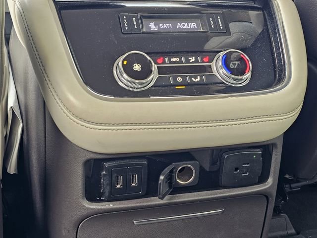 Used 2020 Lincoln Navigator Black Label w/ Cargo Convenience Package image 19