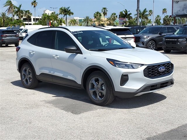 New 2025 Ford Escape ST-Line w/ Equipment Group 301A