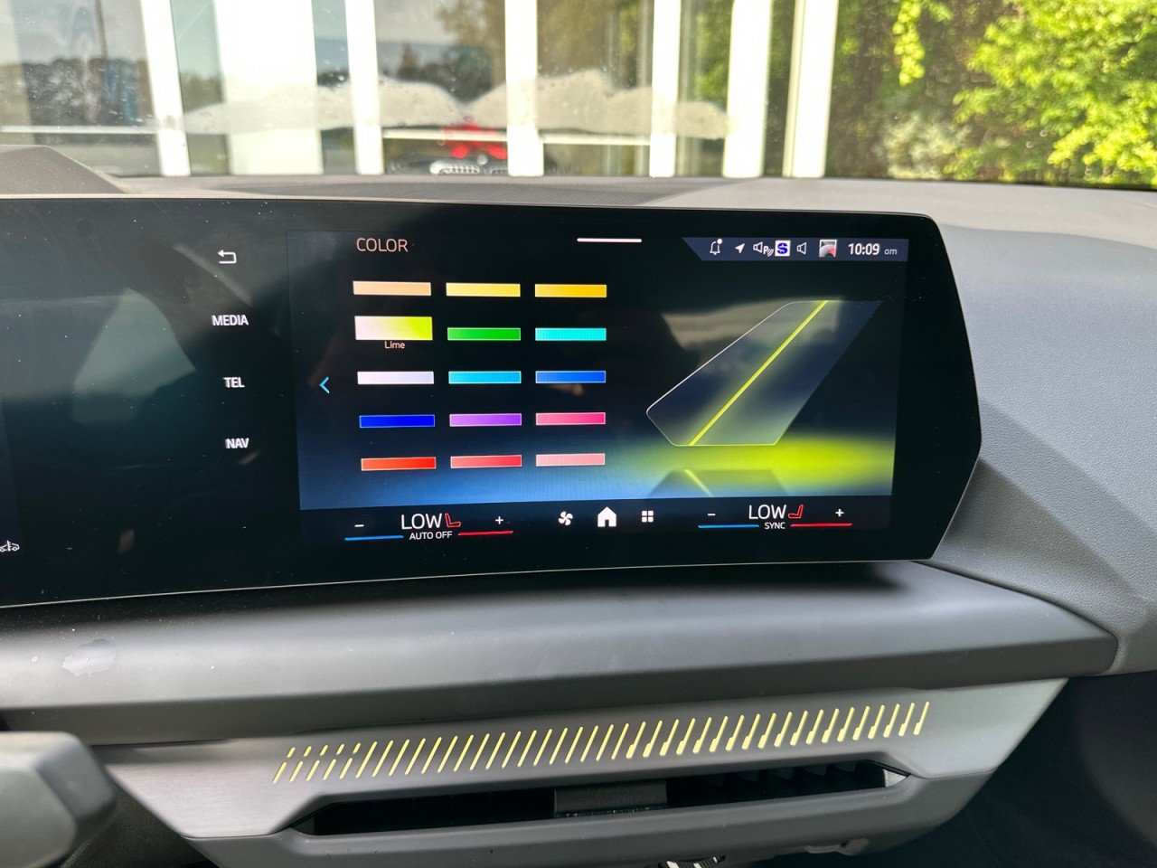 Certified 2025 BMW 228i xDrive w/ Premium Package AWD/4WD image 28