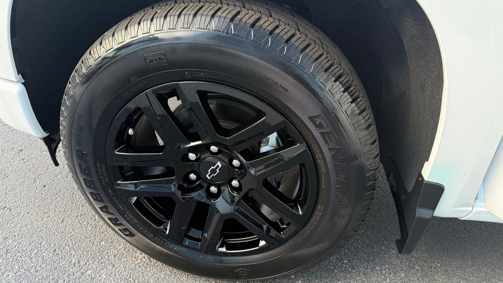 Used 2023 Chevrolet Silverado 1500 Custom image 31