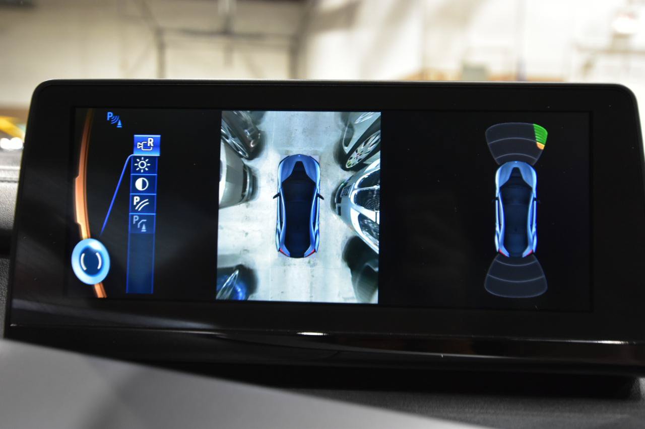 Used 2016 BMW i8 AWD/4WD image 25