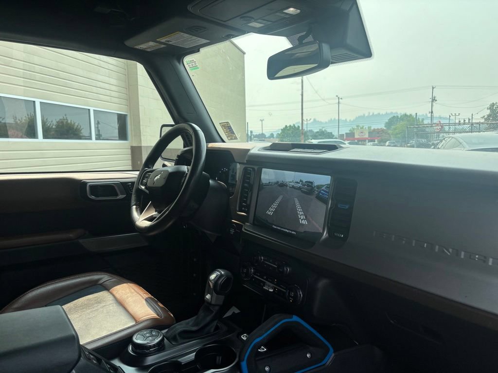 Used 2023 Ford Bronco Outer Banks AWD/4WD image 16