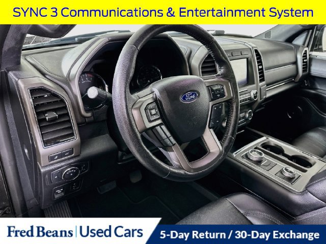 Used 2019 Ford Expedition XLT w/ Equipment Group 202A AWD/4WD image 12