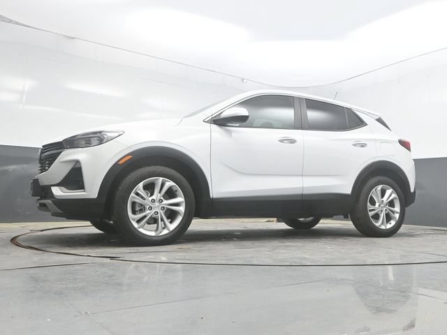 Used 2023 Buick Encore GX Preferred w/ Cold Weather Comfort Package AWD/4WD image 27