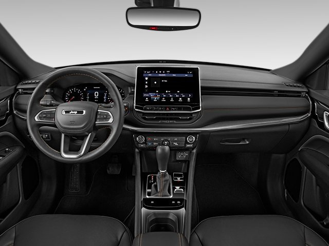 Used 2024 Jeep Compass Trailhawk w/ Trailhawk Elite Group image 3