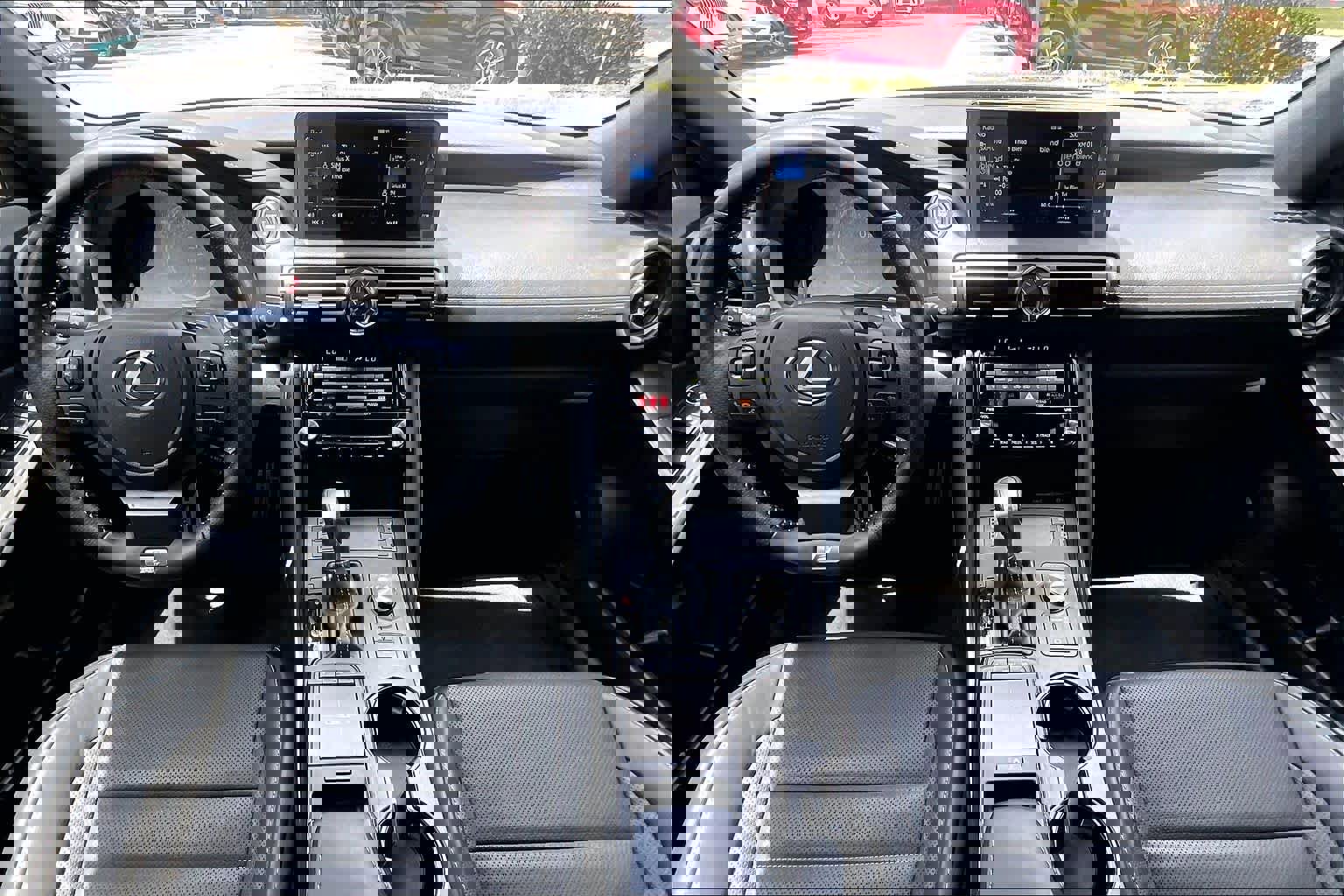 Used 2023 Lexus IS 350 F Sport w/ Navigation Package image 16