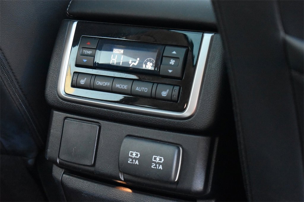 Used 2020 Subaru Ascent Limited w/ Technology Package image 21