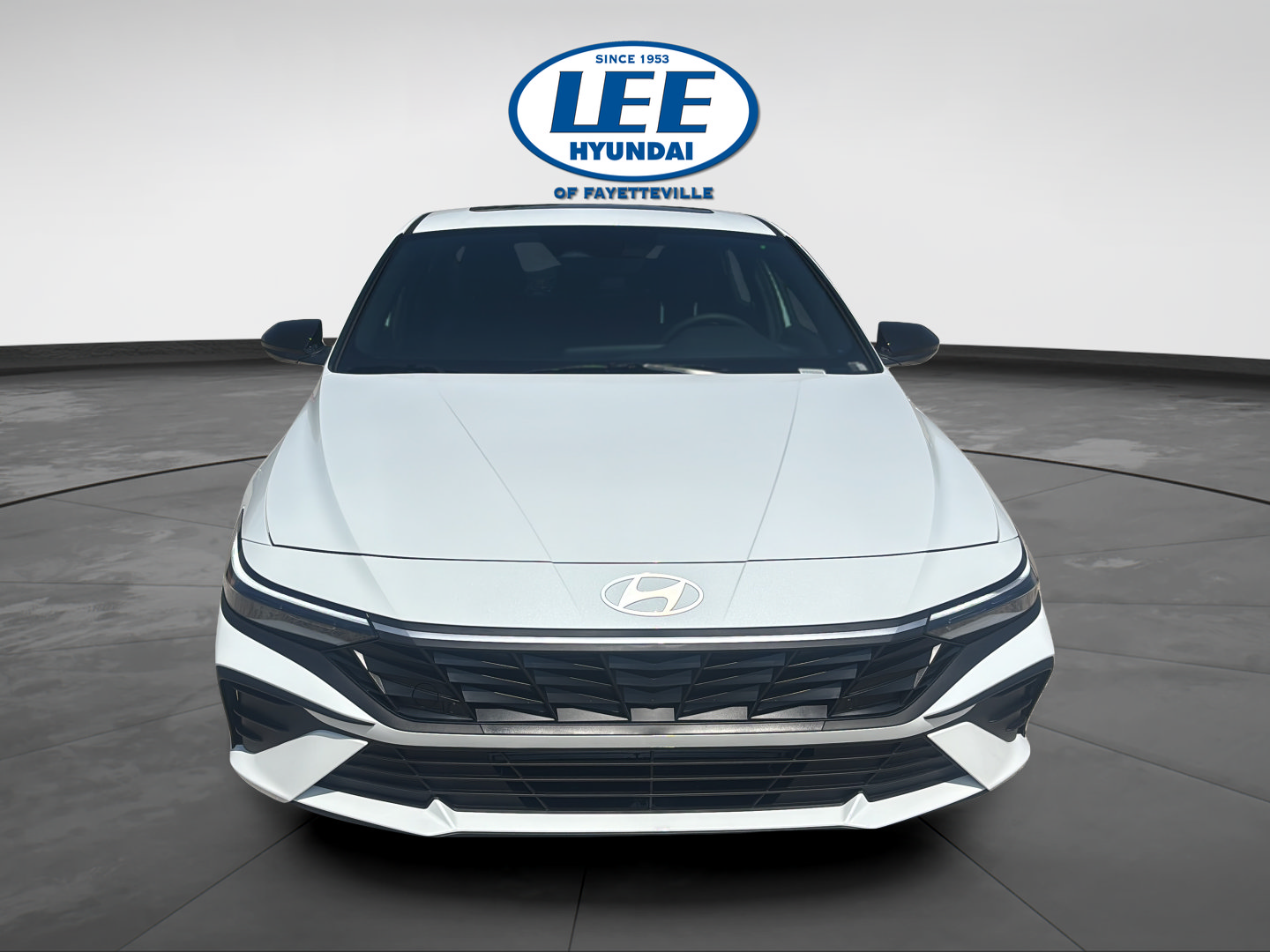 New 2026 Hyundai Elantra SEL Sport FWD image 2