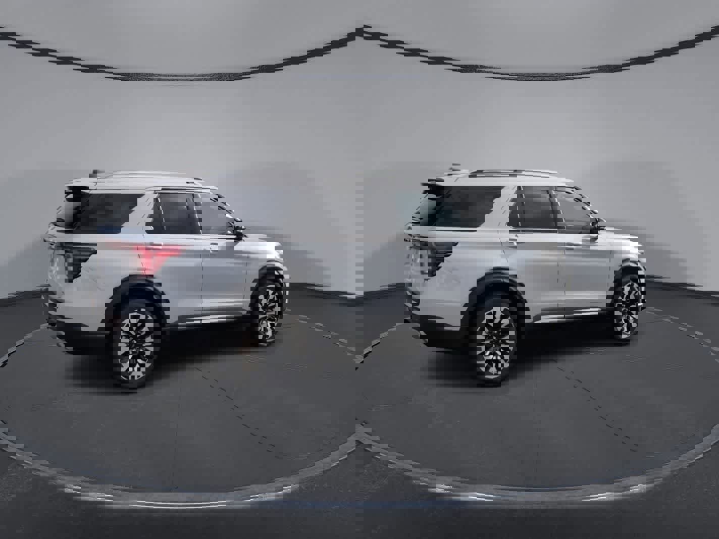 Used 2026 Ford Explorer Platinum w/ LUX Leather Package image 8