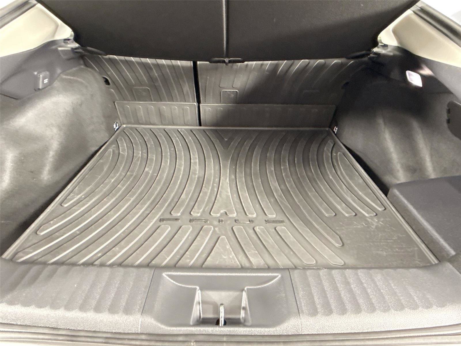 Used 2023 Toyota Prius Prime FWD image 38