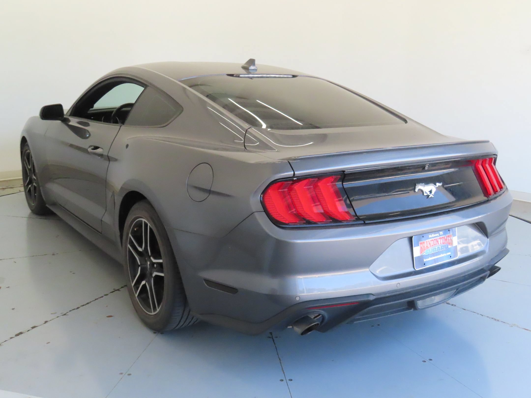 Used 2021 Ford Mustang Premium RWD image 6