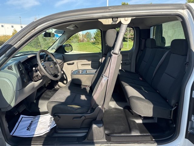 Used 2013 Chevrolet Silverado 1500 W/T image 25