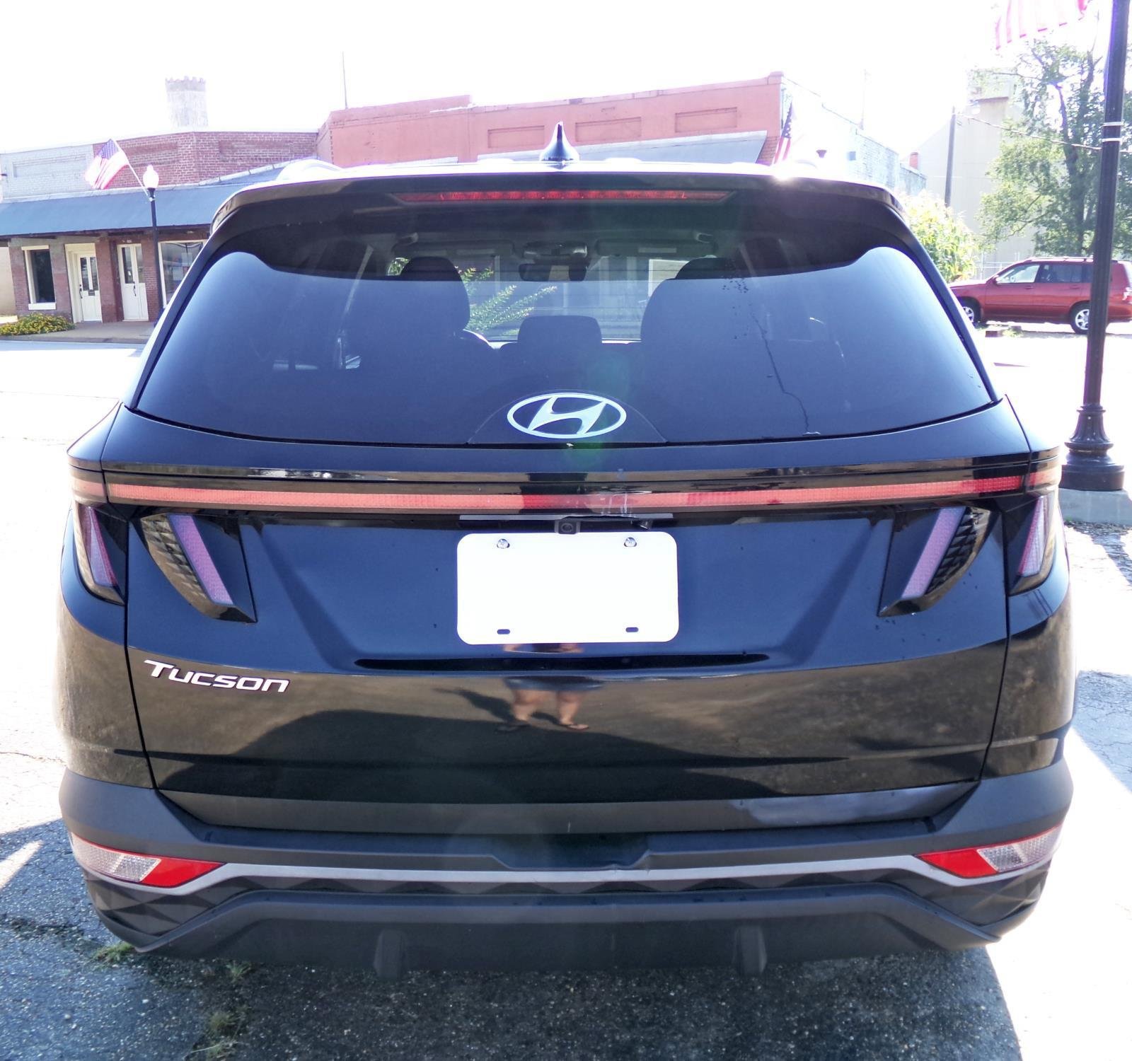 Used 2022 Hyundai Tucson SEL w/ Convenience Package FWD image 3