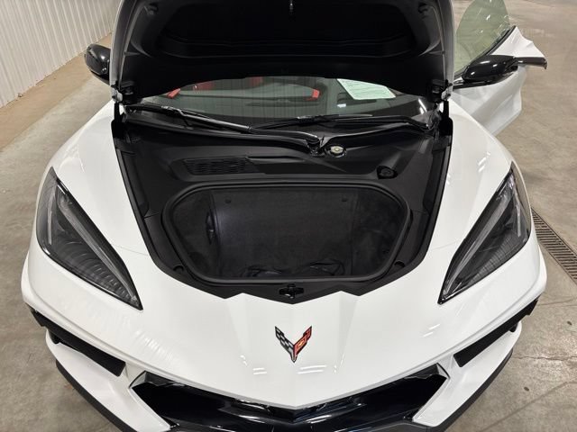 Used 2024 Chevrolet Corvette Stingray Premium Conv w/ Z51 Performance Package RWD image 15