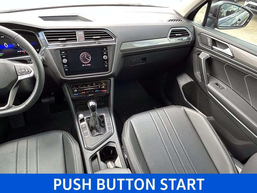 Certified 2023 Volkswagen Tiguan SE w/ Panoramic Sunroof Package FWD image 13