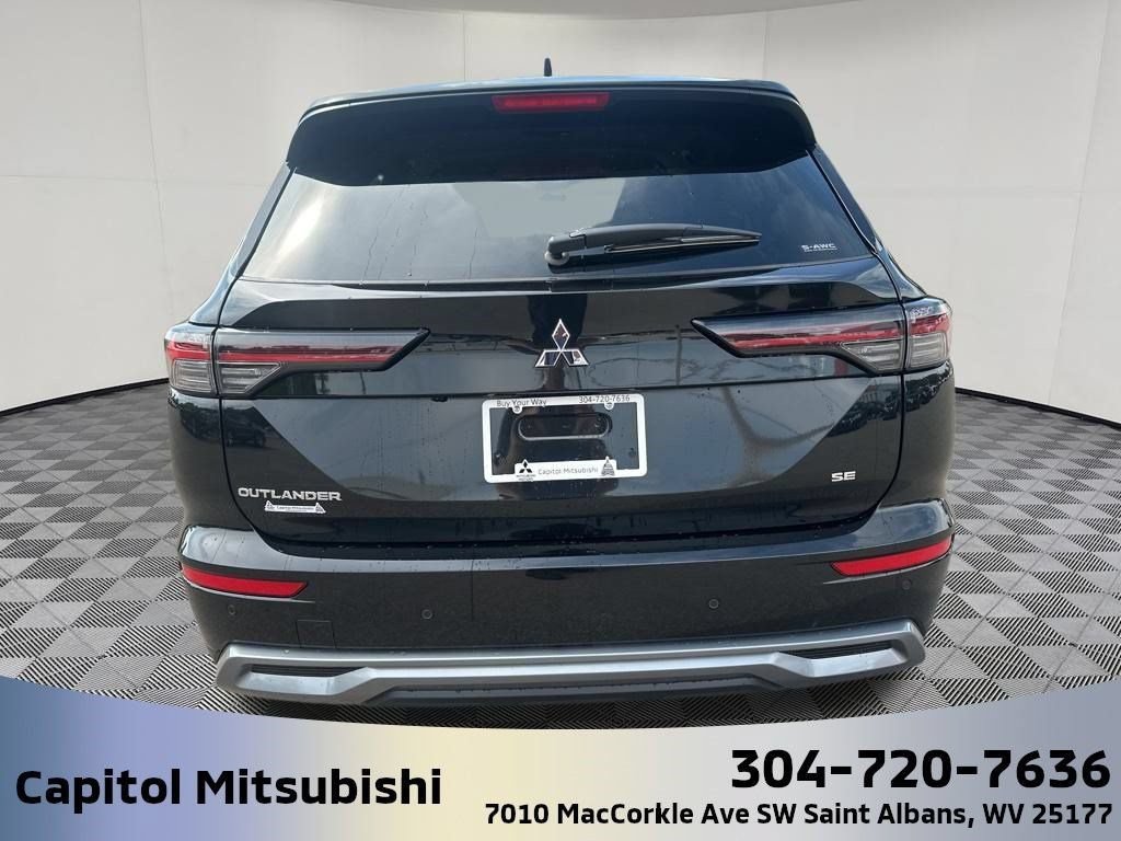 New 2025 Mitsubishi Outlander SE AWD/4WD image 7
