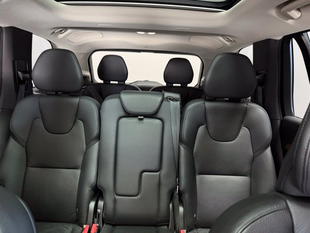 Used 2023 Volvo XC90 B6 Plus w/ Protection Package Premier AWD/4WD image 21