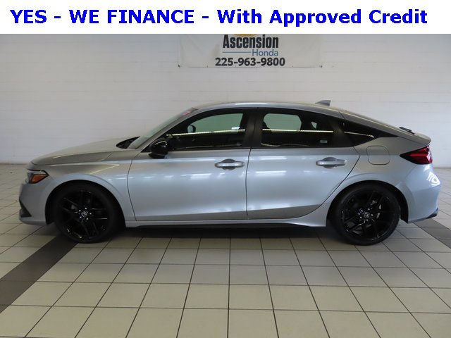 Used 2024 Honda Civic Sport image 3