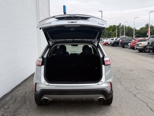 Used 2019 Ford Edge SEL w/ Equipment Group 201A AWD/4WD image 11