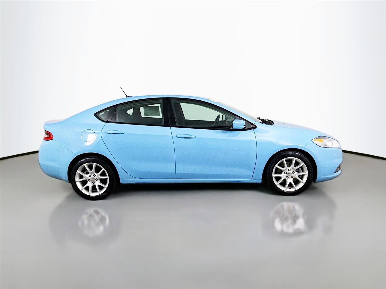 Used 2013 Dodge Dart SXT w/ Popular Equipment Group image 8