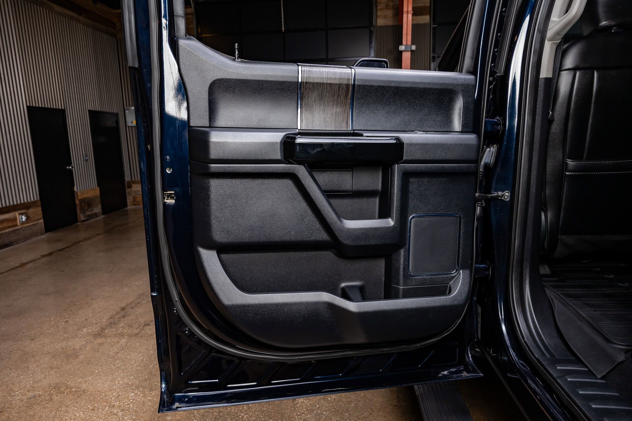 Used 2021 Ford F250 Lariat w/ Lariat Ultimate Package image 37