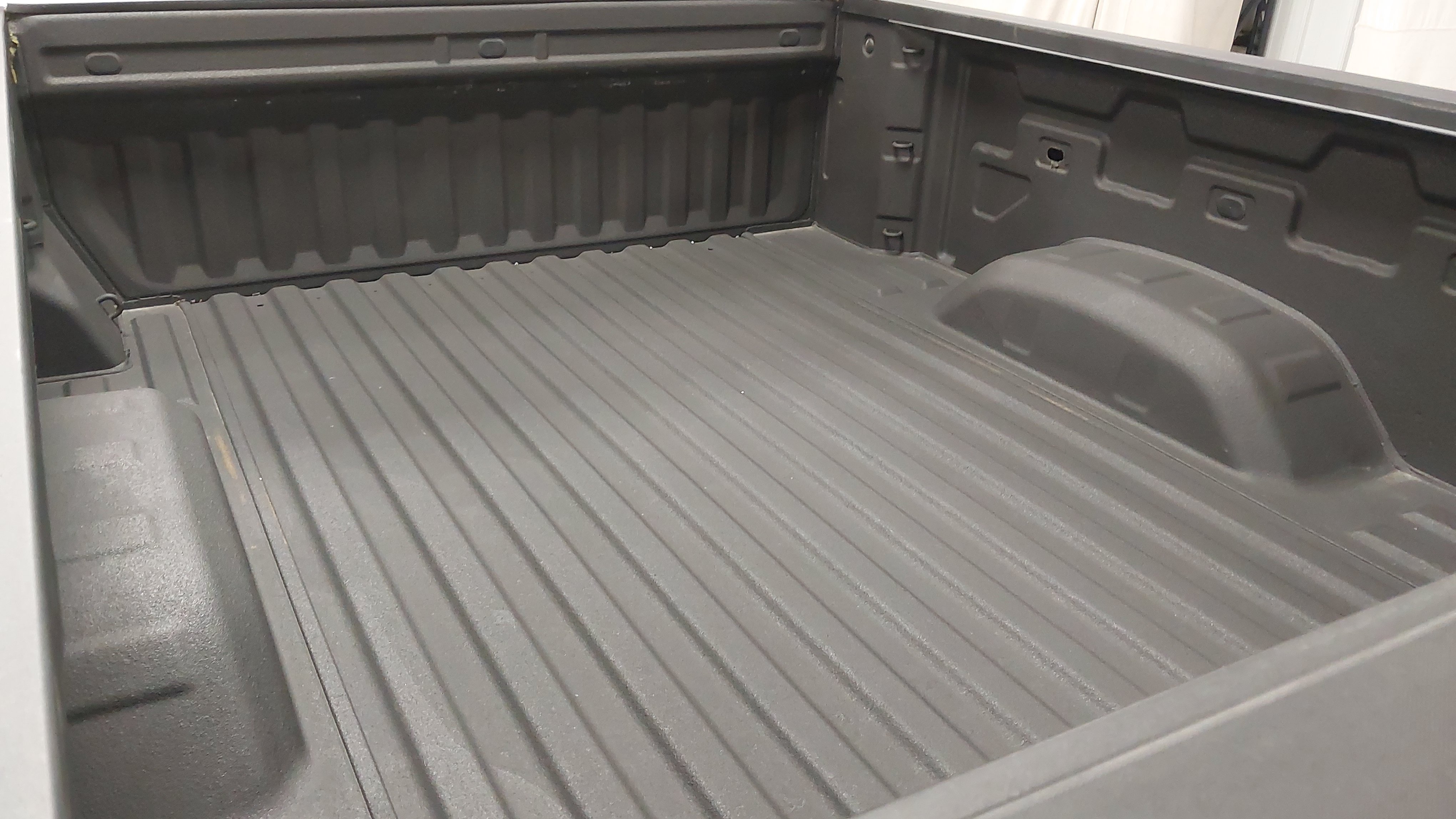 Used 2024 Chevrolet Silverado 2500 Custom w/ Custom Convenience Package AWD/4WD image 27