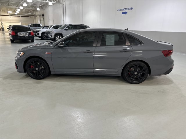 Used 2022 Volkswagen Jetta GLI Autobahn w/ GLI Black Package image 5