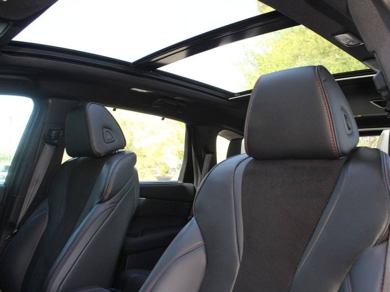 Used 2025 Acura MDX A-Spec AWD/4WD image 18