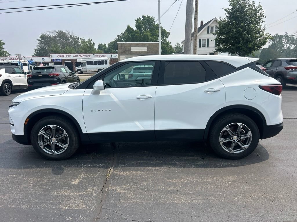 Certified 2023 Chevrolet Blazer LT w/ Driver Confidence Package AWD/4WD image 5
