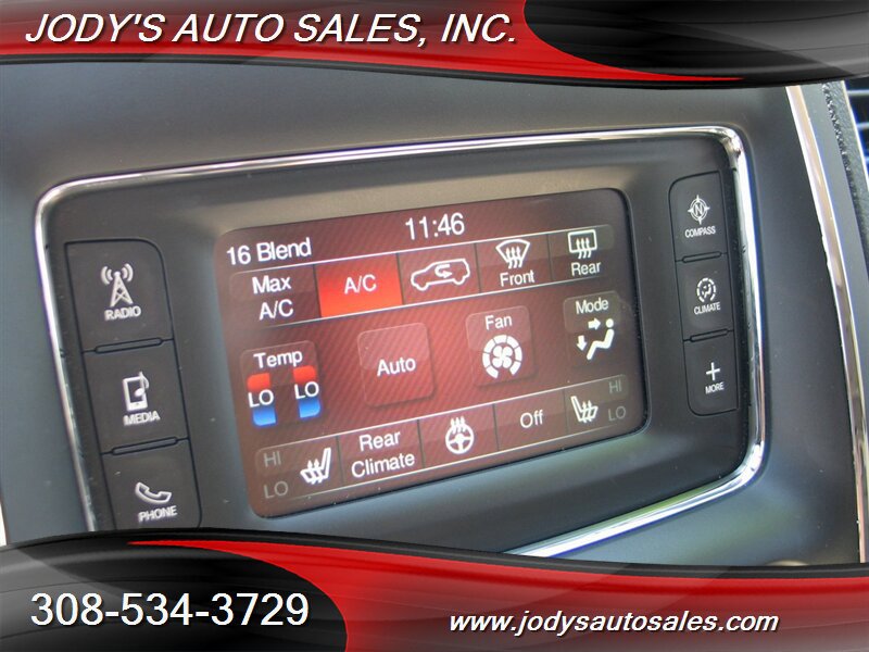 Used 2017 Dodge Durango SXT w/ Quick Order Package 23B AWD/4WD image 17