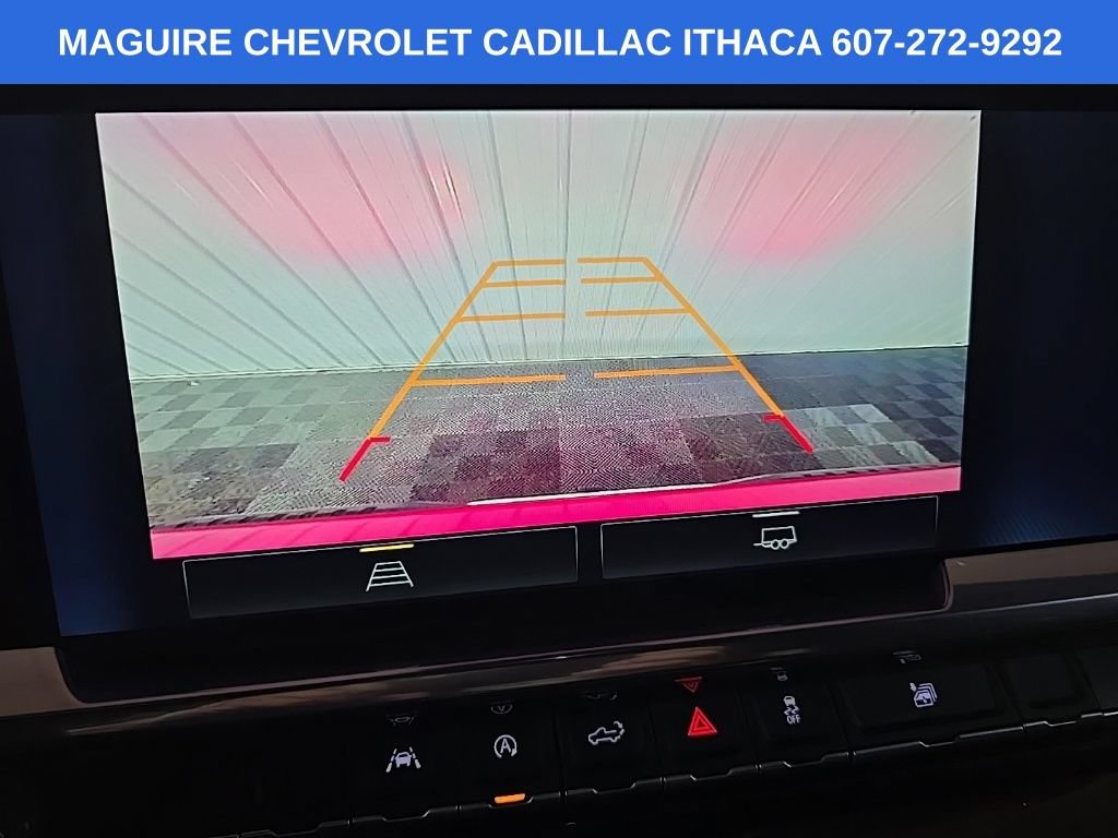 Used 2022 Chevrolet Silverado 1500 LT AWD/4WD image 25