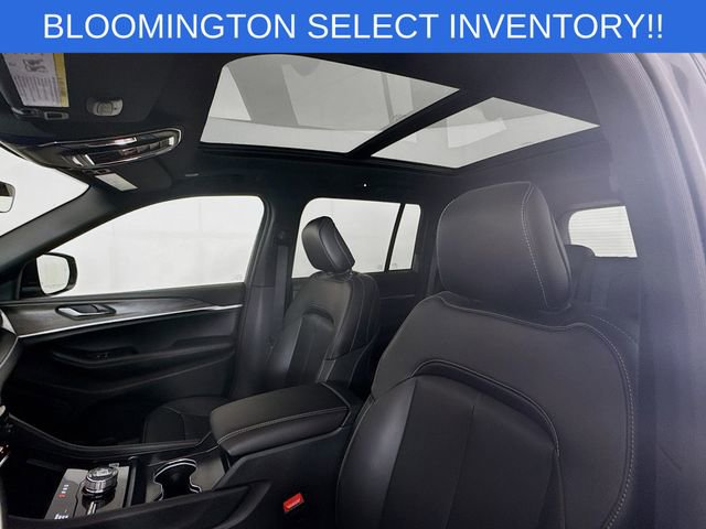 New 2025 Jeep Grand Cherokee Limited image 22