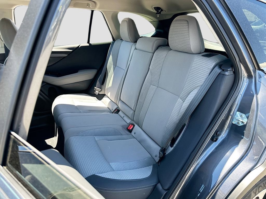 Certified 2025 Subaru Outback Premium w/ Popular Package #1A AWD/4WD image 25