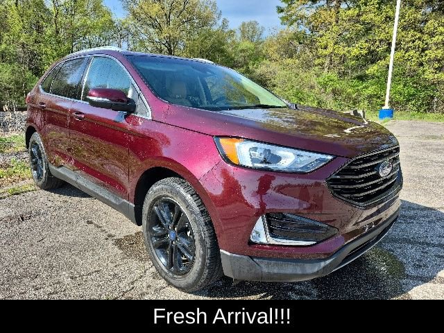 Used 2020 Ford Edge SEL w/ Convenience Package AWD/4WD image 4
